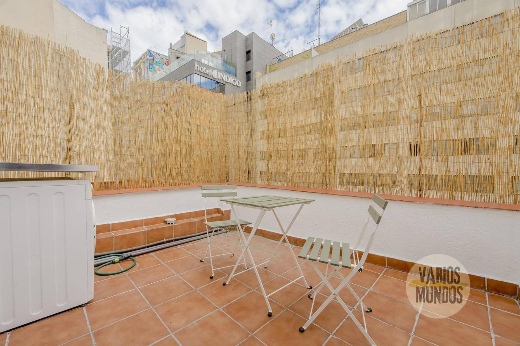 Atico Calle Silva Para 3Pax Con Terraza Esquina Con Gran Via E2 Мадрид Экстерьер фото