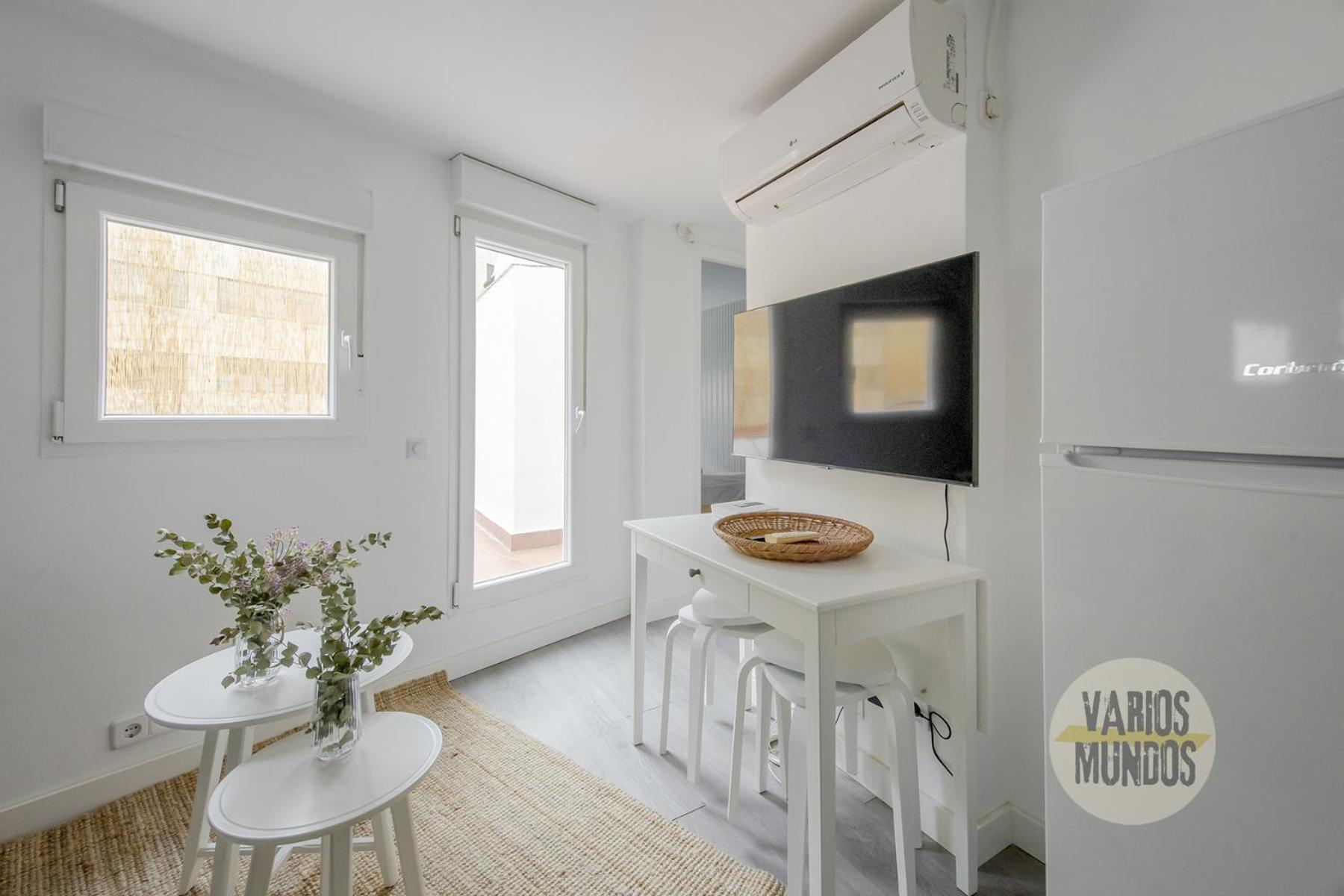 Atico Calle Silva Para 3Pax Con Terraza Esquina Con Gran Via E2 Мадрид Экстерьер фото